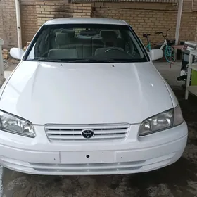 Toyota Camry 1997