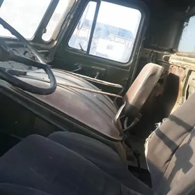 Gaz 66 1990