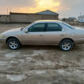 Toyota Camry 1997