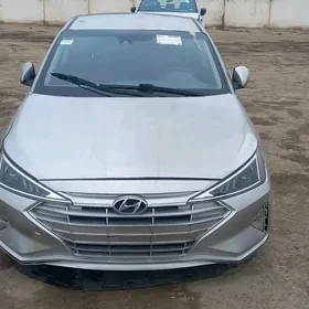 Hyundai Elantra 2020