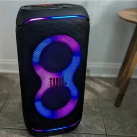 JBL Kolonka 320