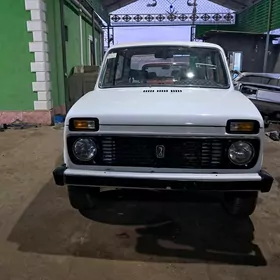 Lada Niva 1993