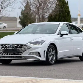 Hyundai Sonata 2021