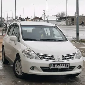 Nissan Versa 2010