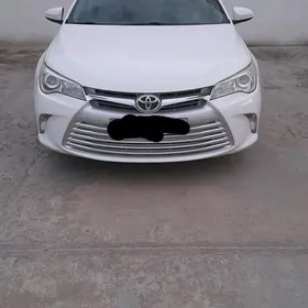 Toyota Camry 2017