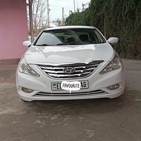 Hyundai Sonata 2011