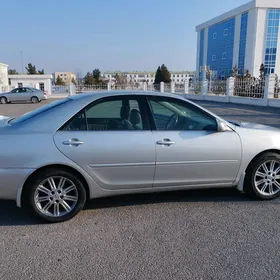 Toyota Camry 2005