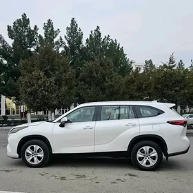 Toyota Highlander 2020