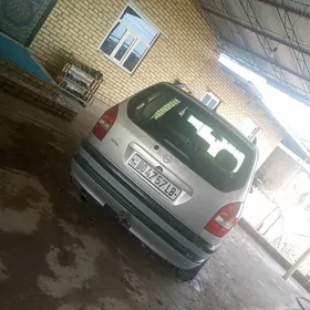 Opel Zafira 1999