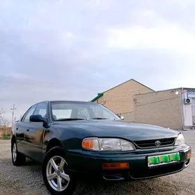 Toyota Camry 1996