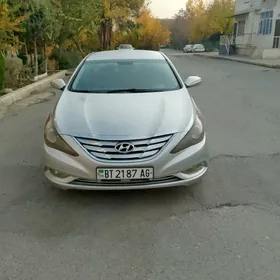 Hyundai Sonata 2012