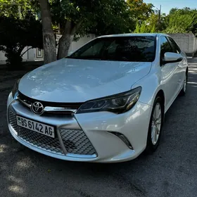 Toyota Camry 2015