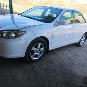 Toyota Camry 2004