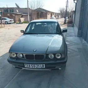 BMW 525 1993