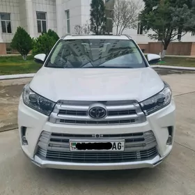 Toyota Highlander 2018