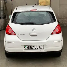 Nissan Versa 2009