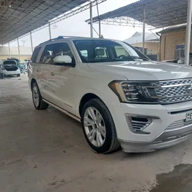 Ford Expedition 2021