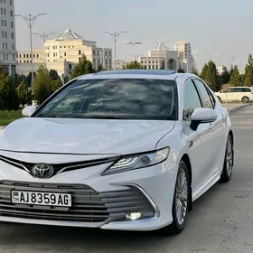 Toyota Camry 2018