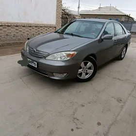 Toyota Camry 2003