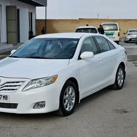 Toyota Camry 2010