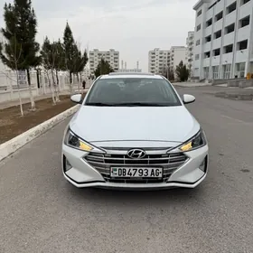 Hyundai Elantra 2019