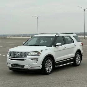 Ford Explorer 2019