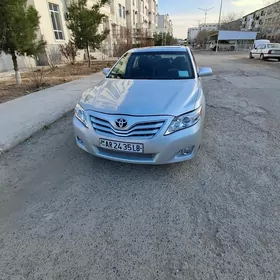 Toyota Camry 2010