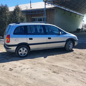 Opel Zafira 2001