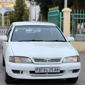 Nissan Primera 1995