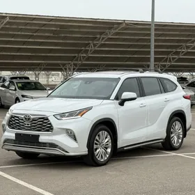 Toyota Highlander 2022