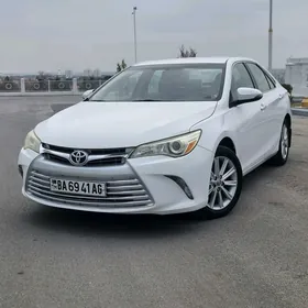 Toyota Camry 2017