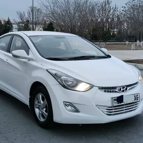 Hyundai Elantra 2011