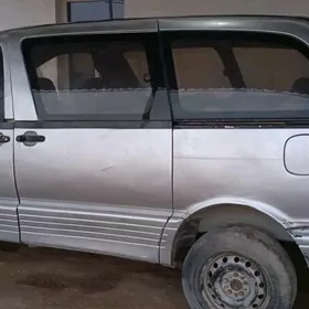 Toyota Previa 1993