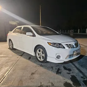 Toyota Corolla 2012