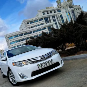 Toyota Camry 2013