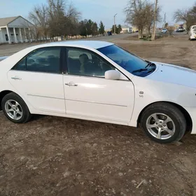 Toyota Camry 2004