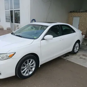 Toyota Camry 2010