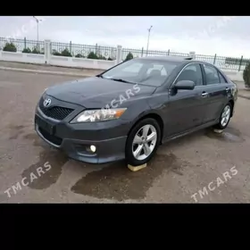 Toyota Camry 2010