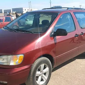 Toyota Sienna 2002