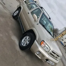 Nissan Pathfinder 2001