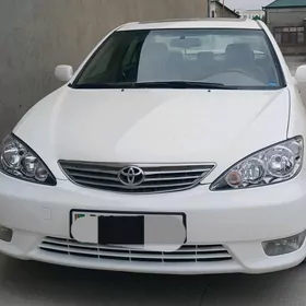 Toyota Camry 2005