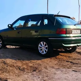 Opel Astra 1995