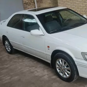 Toyota Camry 1998