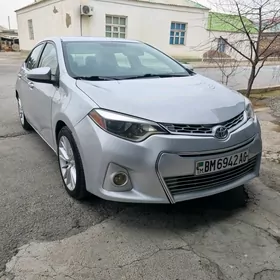 Toyota Corolla 2015