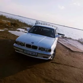 BMW 525 1990