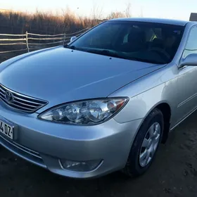 Toyota Camry 2005