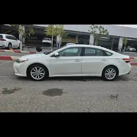 Toyota Avalon 2015