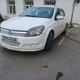 Opel Astra 2005