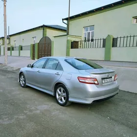 Toyota Camry 2010