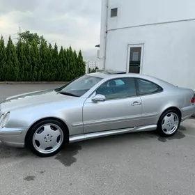 Mercedes-Benz E320 2000